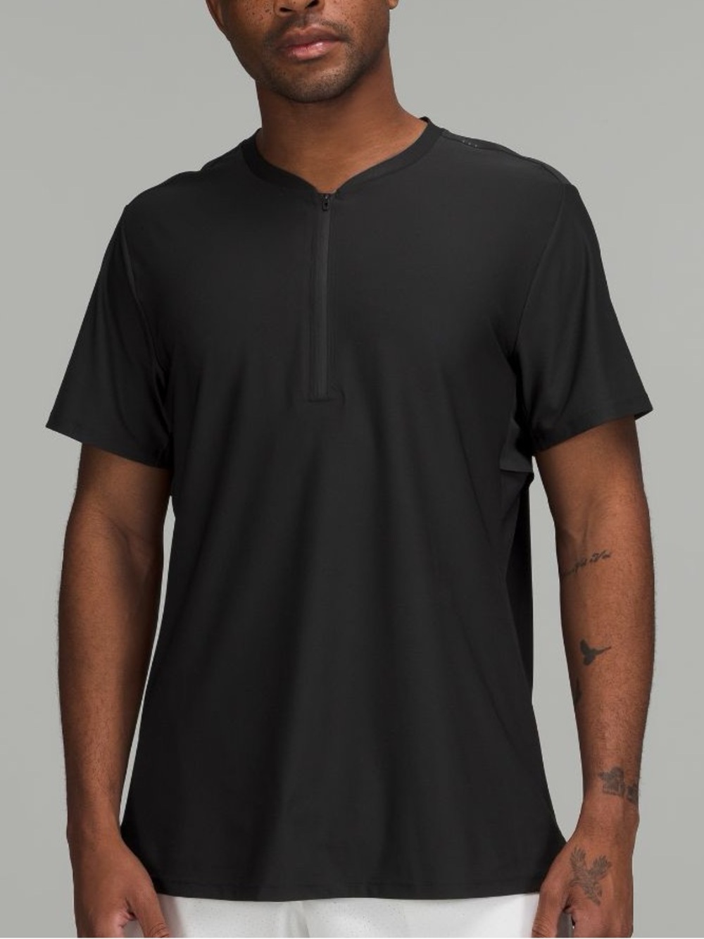 NWT lululemon athletica Men's Vented Tennis Short-Sleeve Black Half-Zip Size M